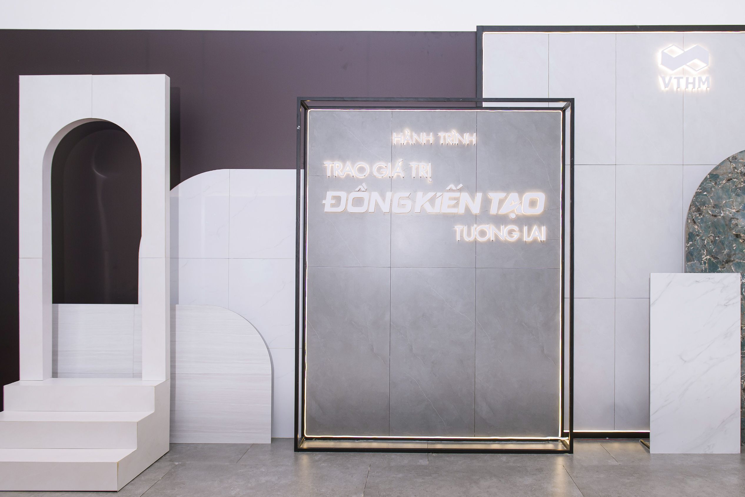 Ngắm nhìn khu vực trải nghiệm sản phẩm tại hành trình “Trao Giá Trị - Đồng Kiến Tạo Tương Lai” 