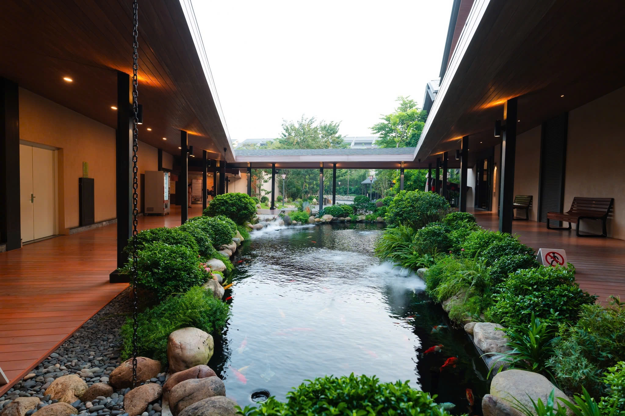 Wyndham Lynn Times Thanh Thuy 1